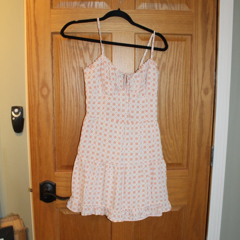 Hollister Brand Size Medium Orange Floral Babydoll Dress